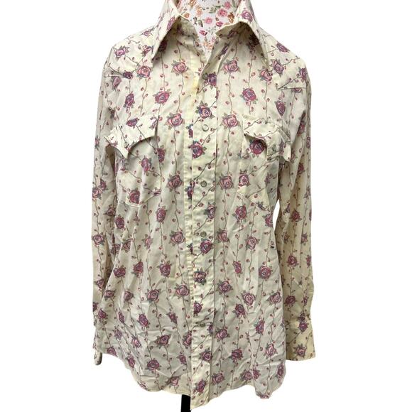 Champion Tops - 🌹 Champion Westerns Vintage Pearl Snap Shirt Rose Print Western Blouse FLAW